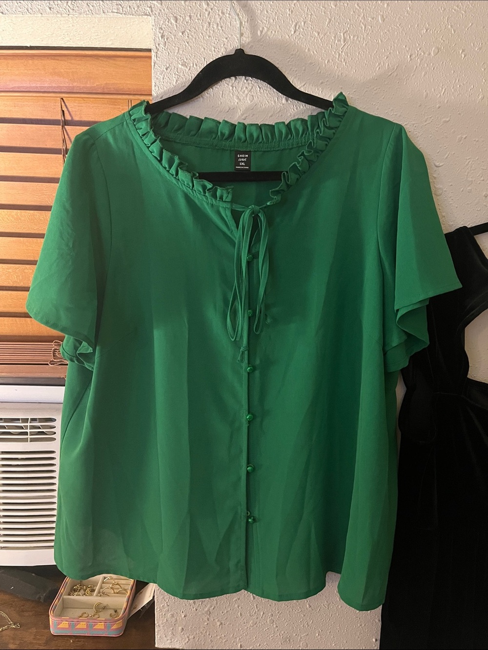 SHEIN Emerald Green Ruffle Tie-Neck Blouse